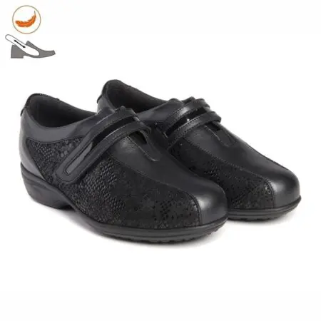 Women's Oxford shoes with special width, in black, model 7238-H V2