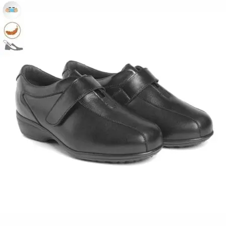 Pair of Oxford velcro shoes for women, in black, model 7503-H