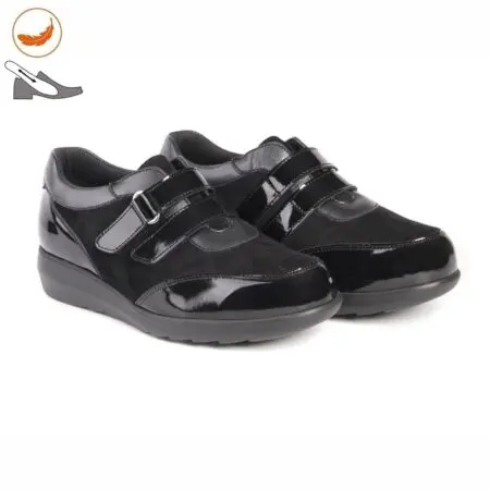 Pair of extra wide women sneakers with velcro fastening, black, model 7670-H-G V2