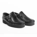 Pair of comfortable moccasin-type shoes, black, model 4746 V2